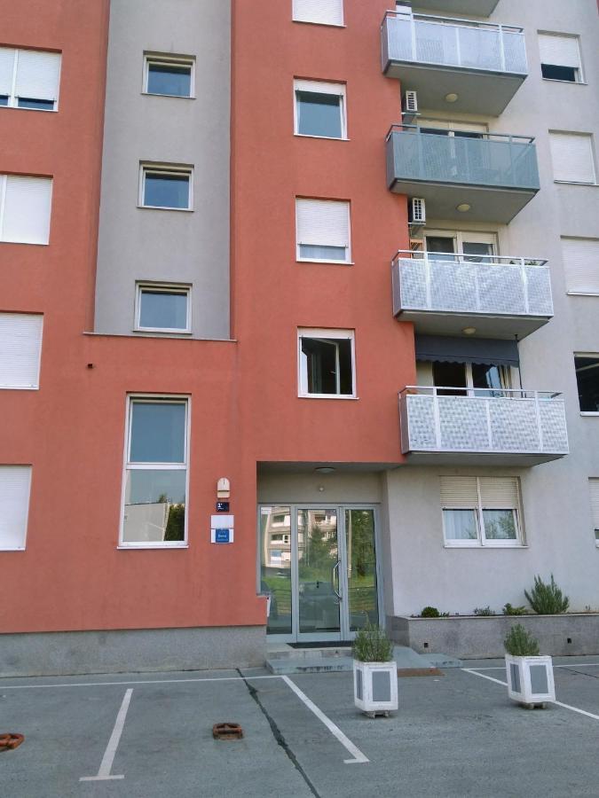 Apartment Nika, Arena זאגרב מראה חיצוני תמונה